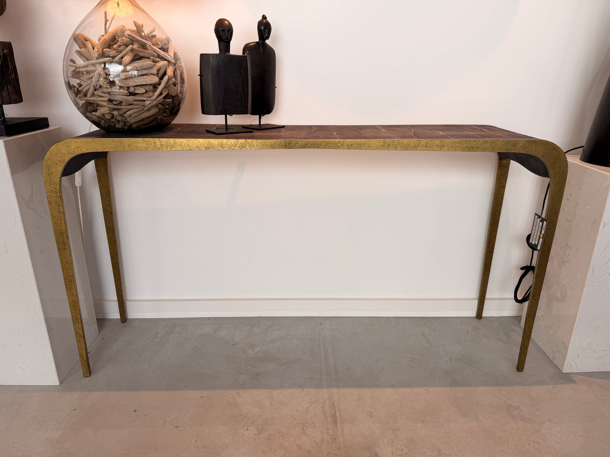 Console en Galuchat et Laiton Texturé – Ginger Brown