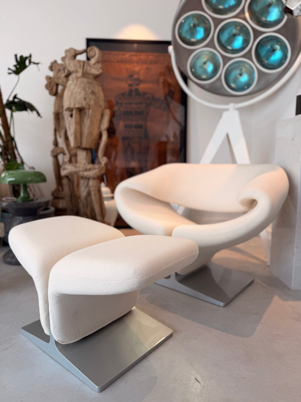"Scialytic" Monumental Floor Lamp – BRÆVE Design