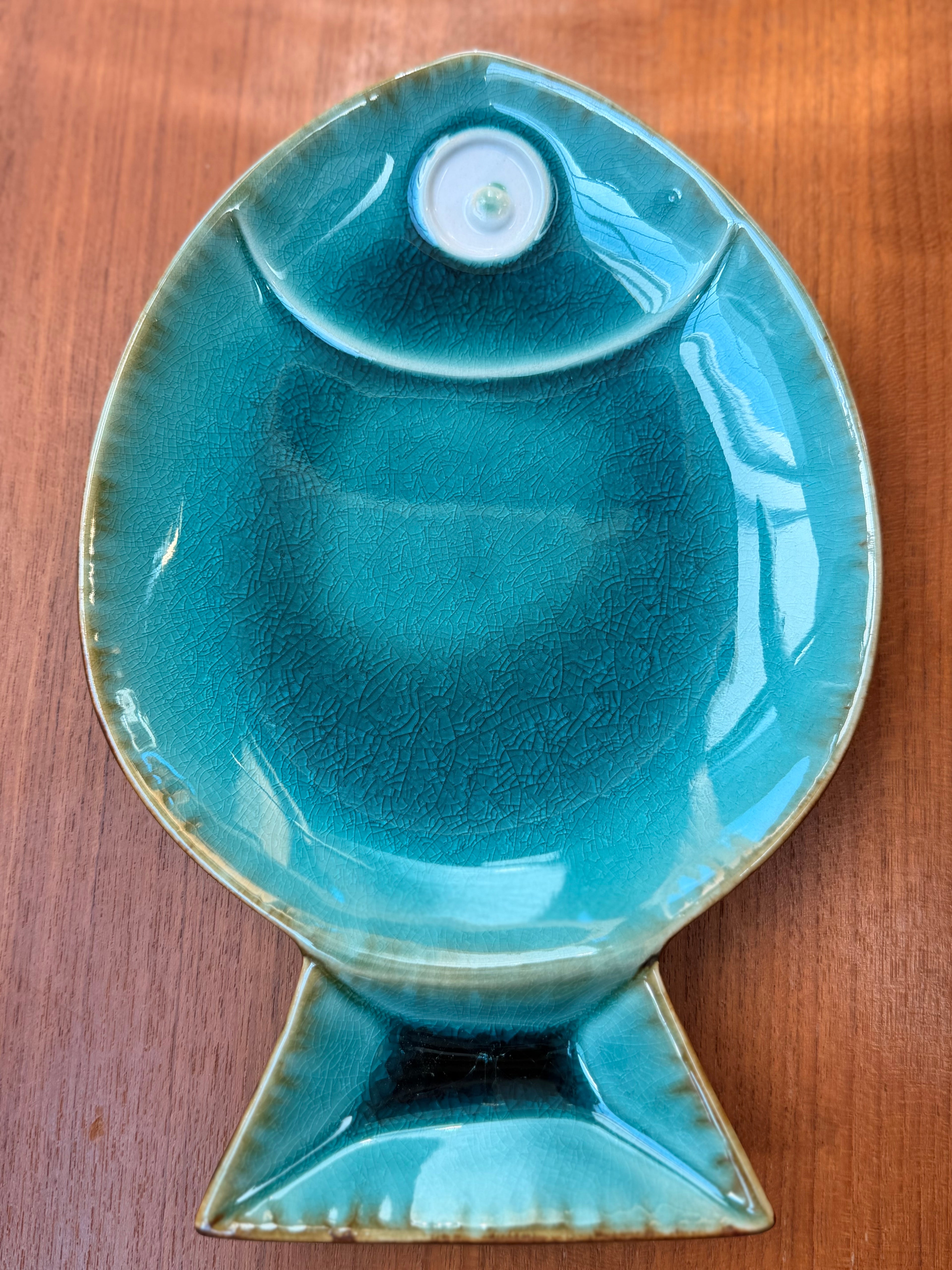 Assiettes Poisson en Céramique Émaillée Turquoise — Effet Craquelé Vintage