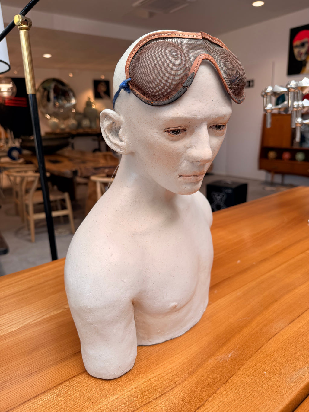 Sculpture Buste Contemporain en Céramique par Aga Koncka – Pièce Unique d'Artiste, Pologne