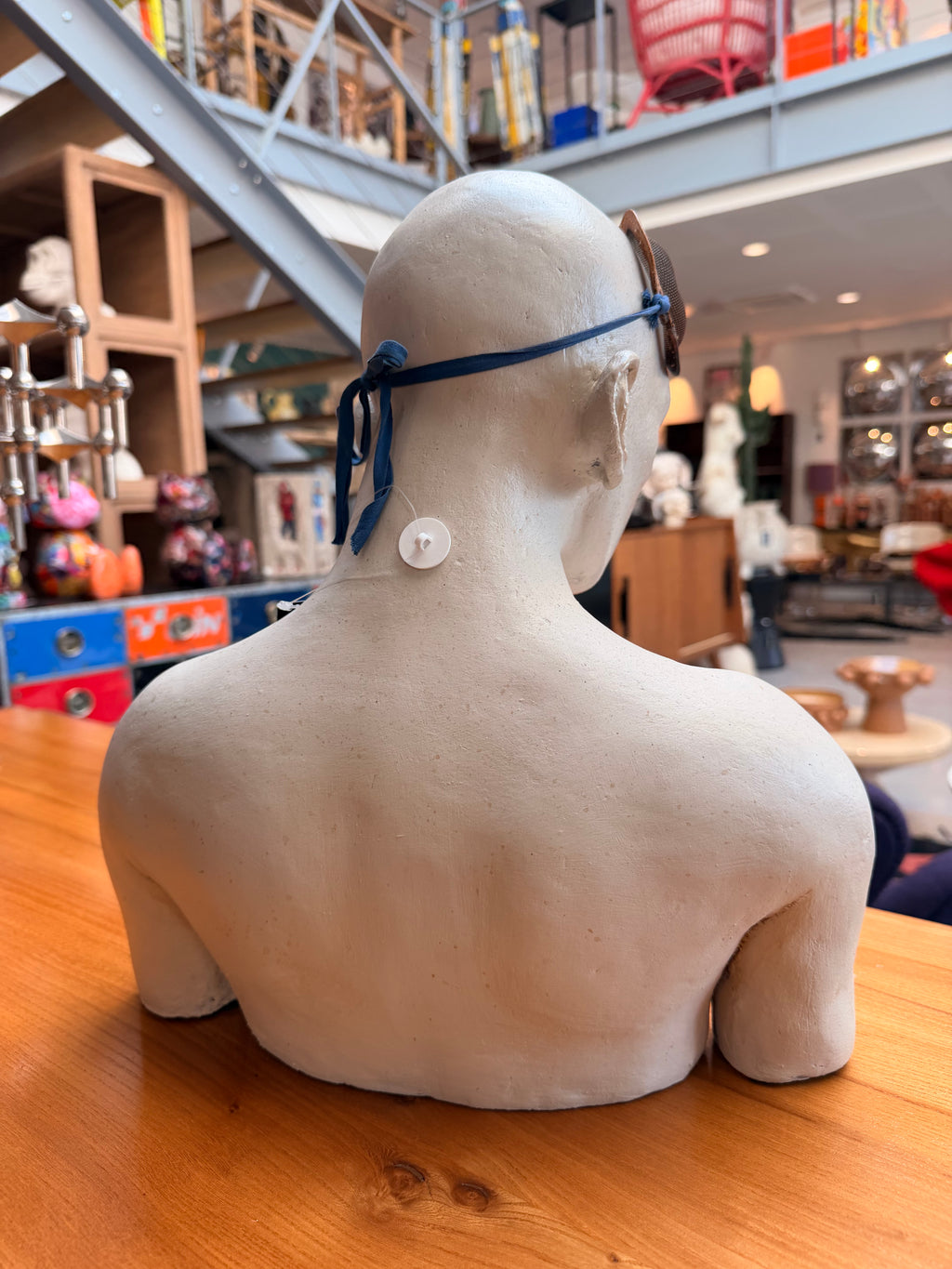 Sculpture Buste Contemporain en Céramique par Aga Koncka – Pièce Unique d'Artiste, Pologne