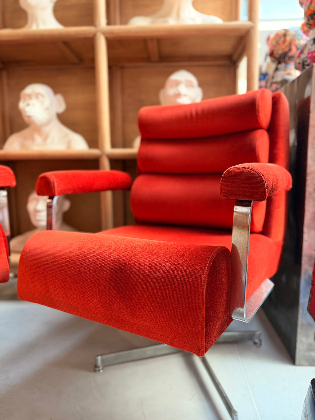 Authentic Italian Barber Chair (Italy, c. 1970) – Vintage Design in Pop Orange Corduroy and Chrome Steel