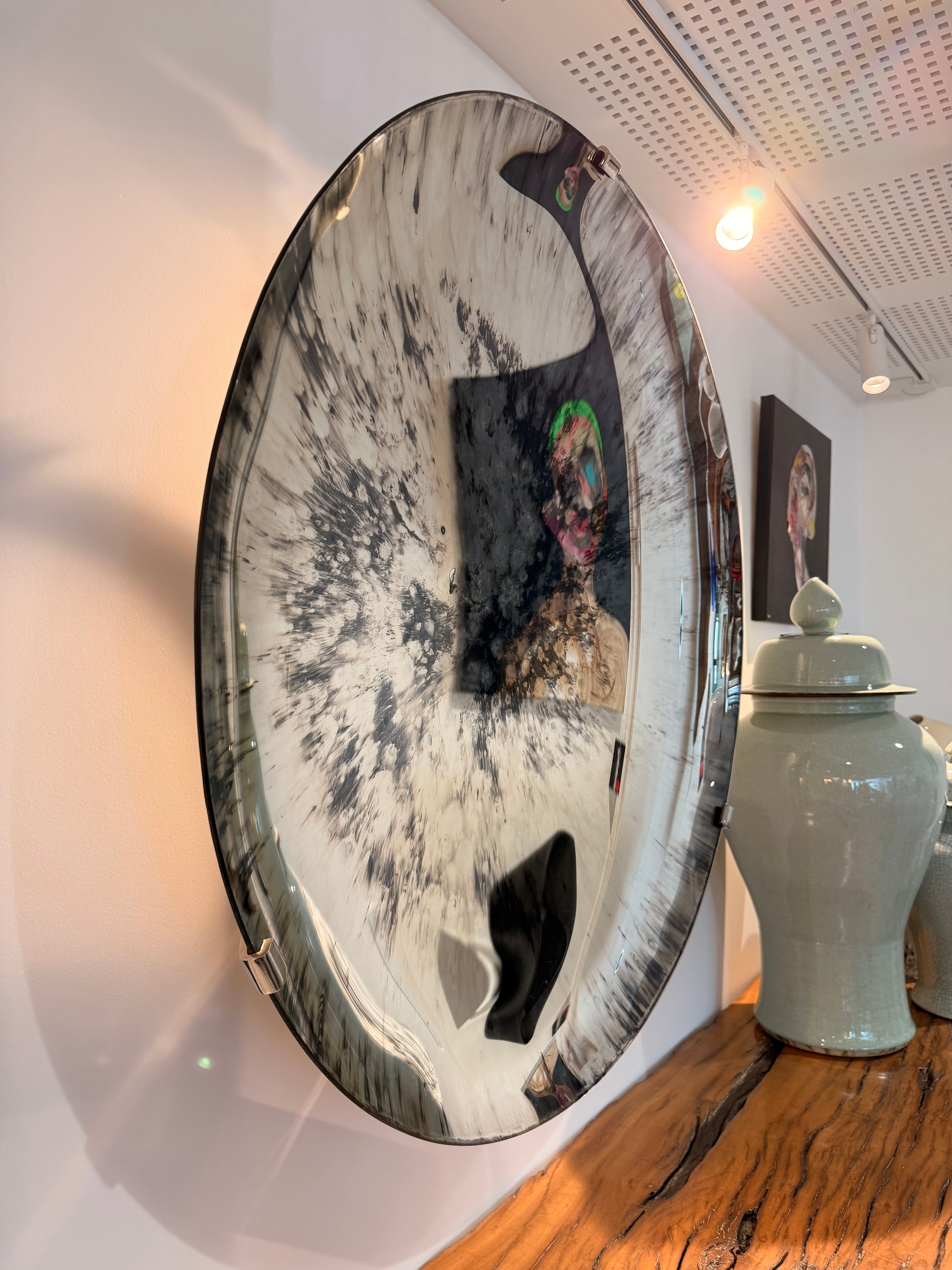 Miroir Concave Sculptural – Diamètre 103 cm
