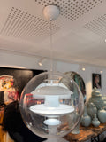 Suspension Icône "VP GLOBE" par Verner Panton – Édition Authentique, Design Space Age 1969 en Acrylique et Aluminium
