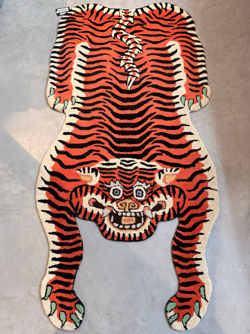 The "Tapis Amis" Collection – Doing Goods