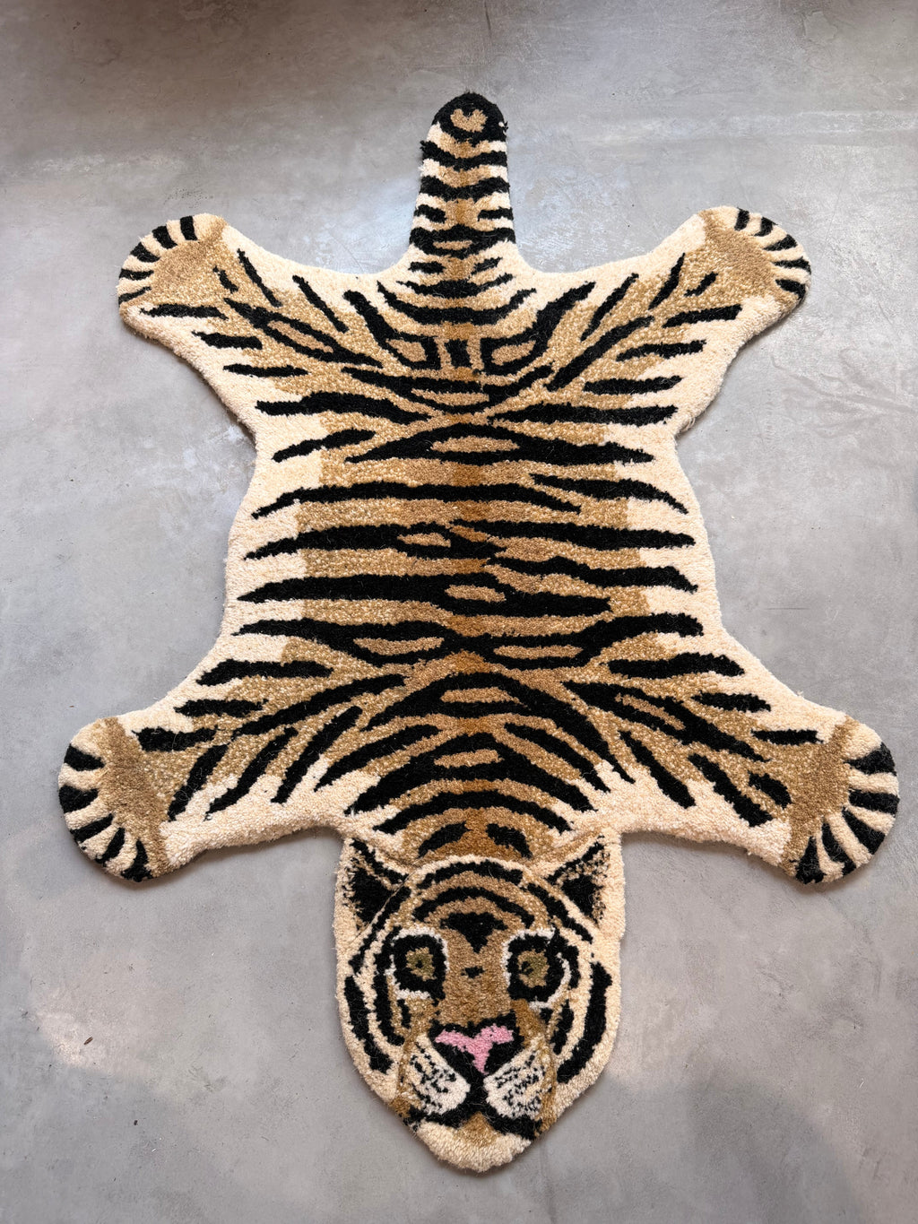 The "Tapis Amis" Collection – Doing Goods