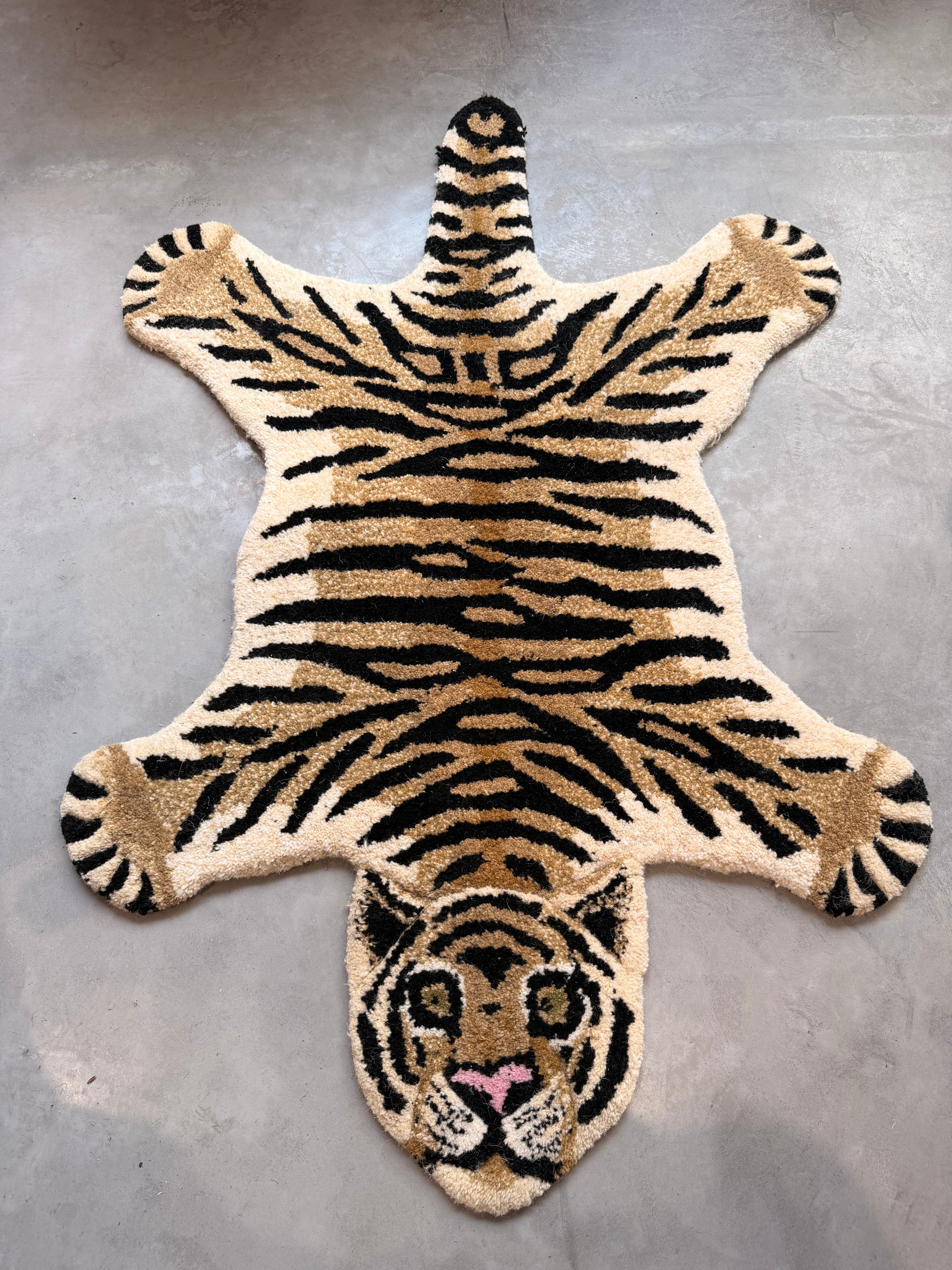 The "Tapis Amis" Collection – Doing Goods