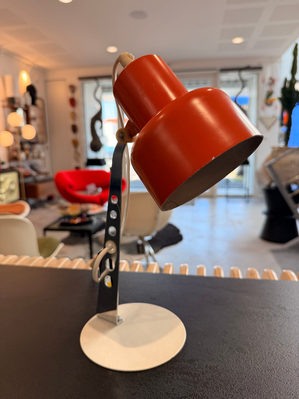 Lampe de Bureau Eyeball Vintage 70's – Design Space Age & Industriel en Métal Orange et Chrome