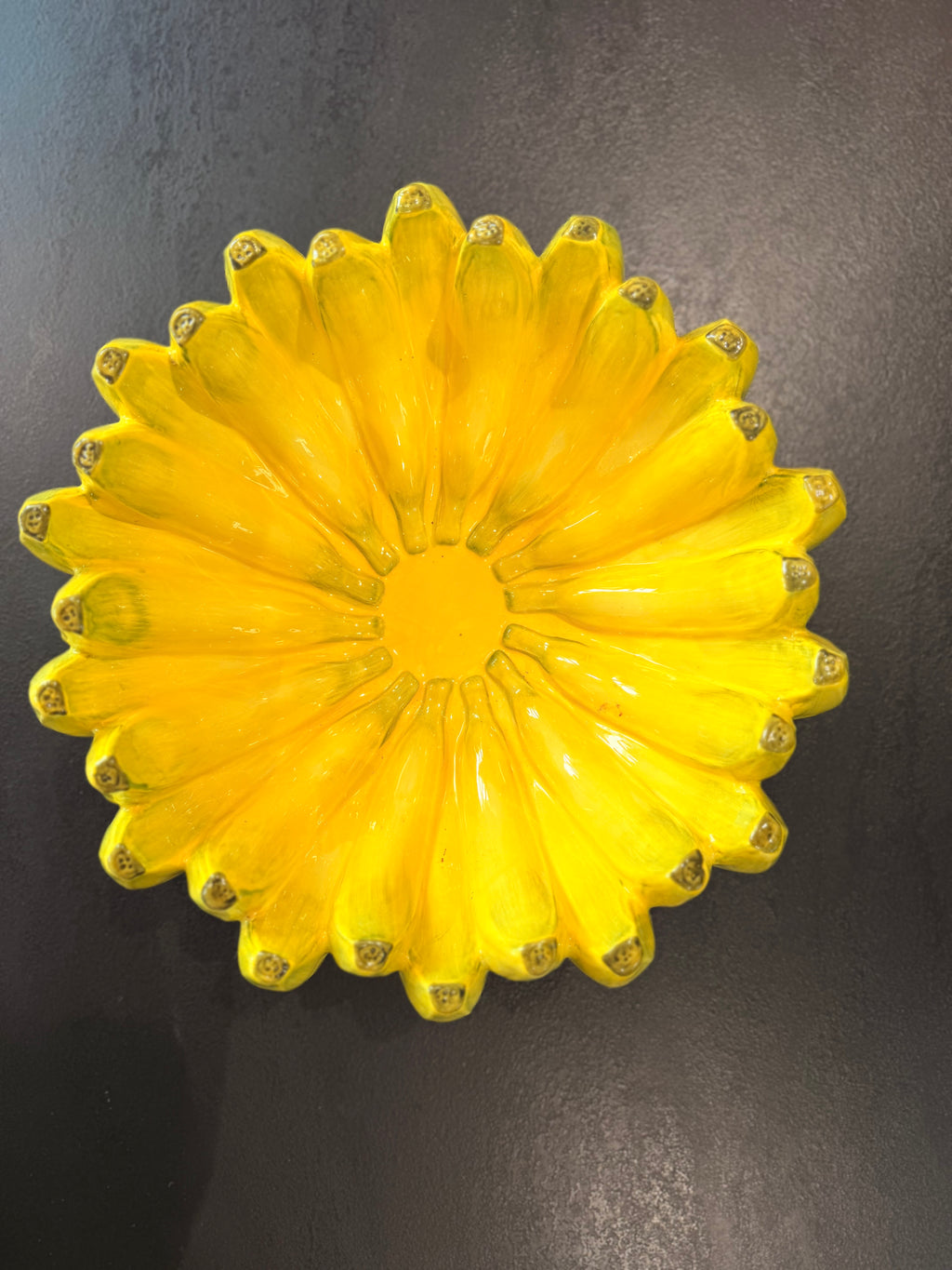 "BANANA BOWL" Sculptural Fruit Bowl / Centerpiece – Pop & Unusual Art Ceramics