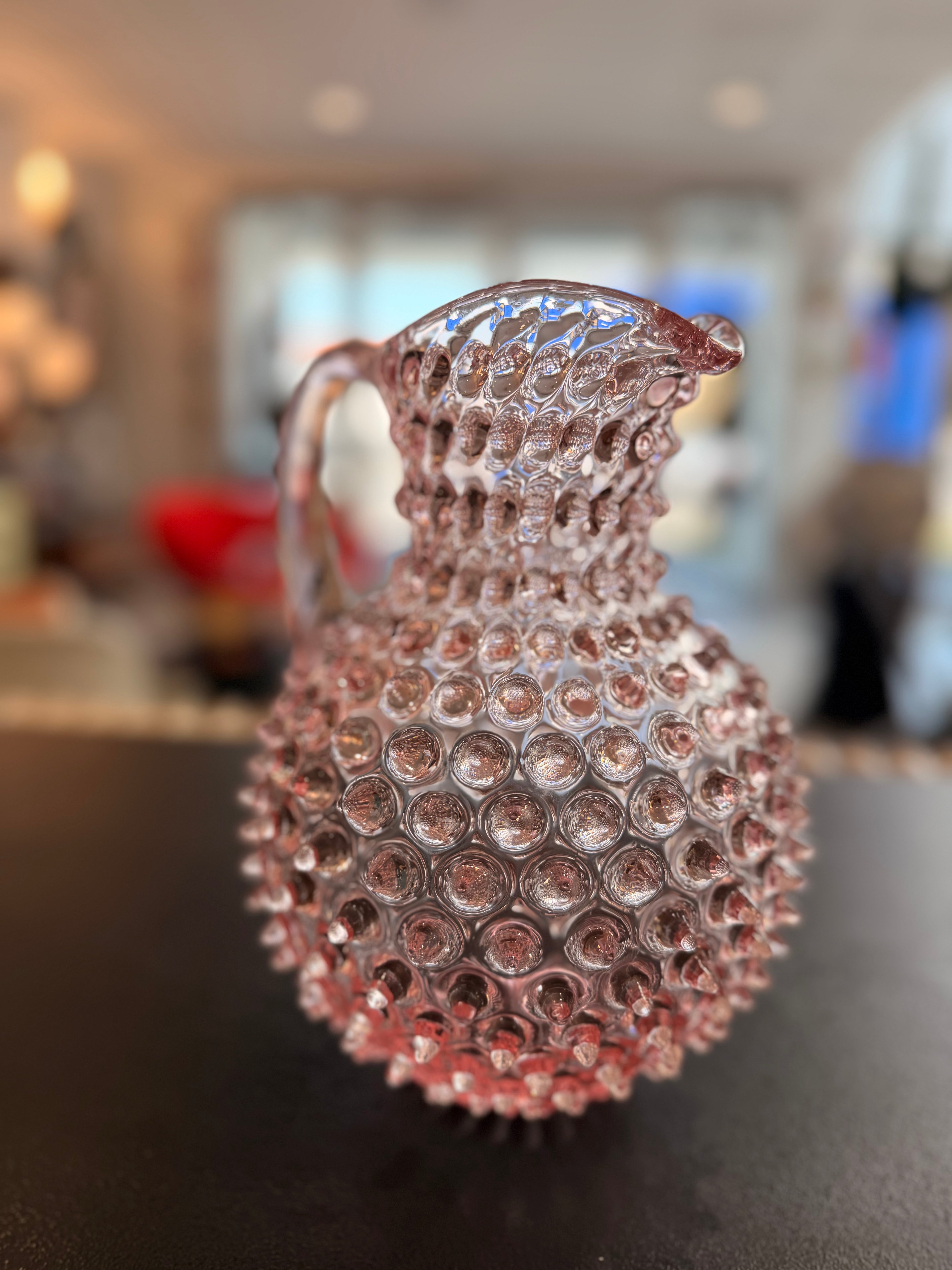 Pichet Rond 2L Clouté « Hobnail » – Maison KLIMCHI