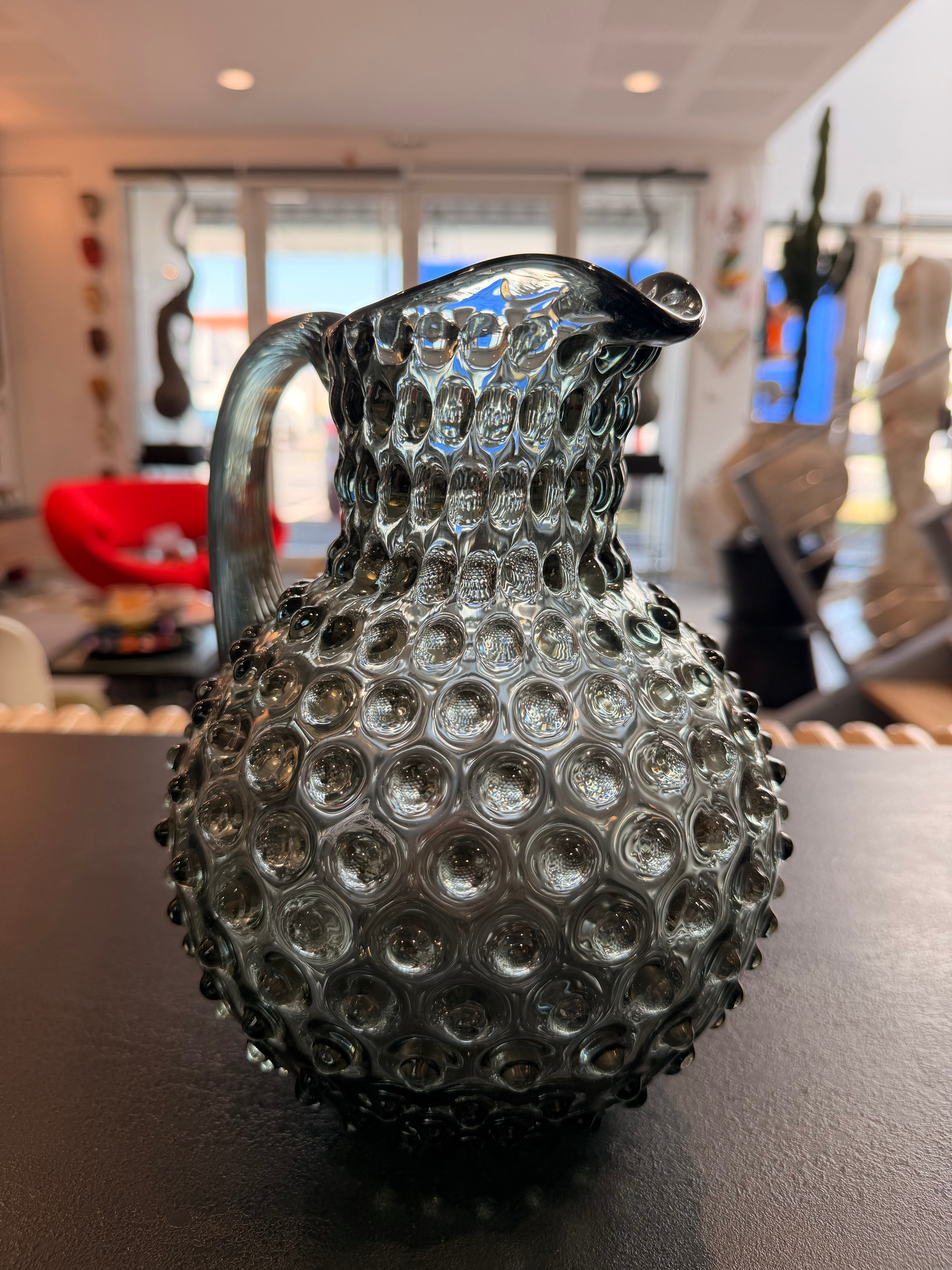 Pichet Rond 2L Clouté « Hobnail » – Maison KLIMCHI
