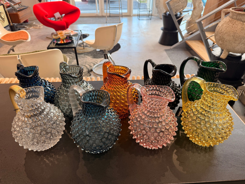Pichet Rond 2L Clouté « Hobnail » – Maison KLIMCHI