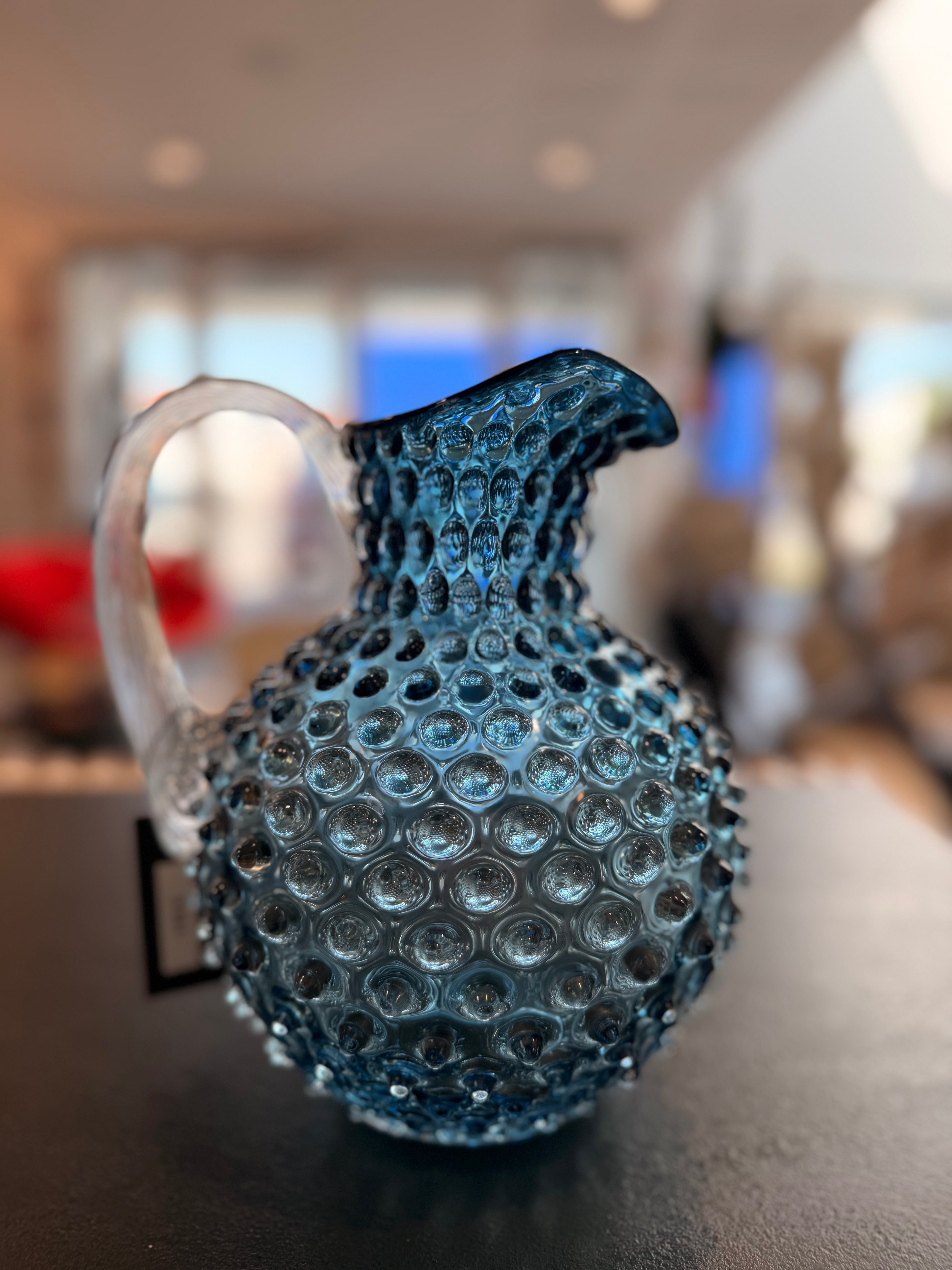 Pichet Rond 2L Clouté « Hobnail » – Maison KLIMCHI
