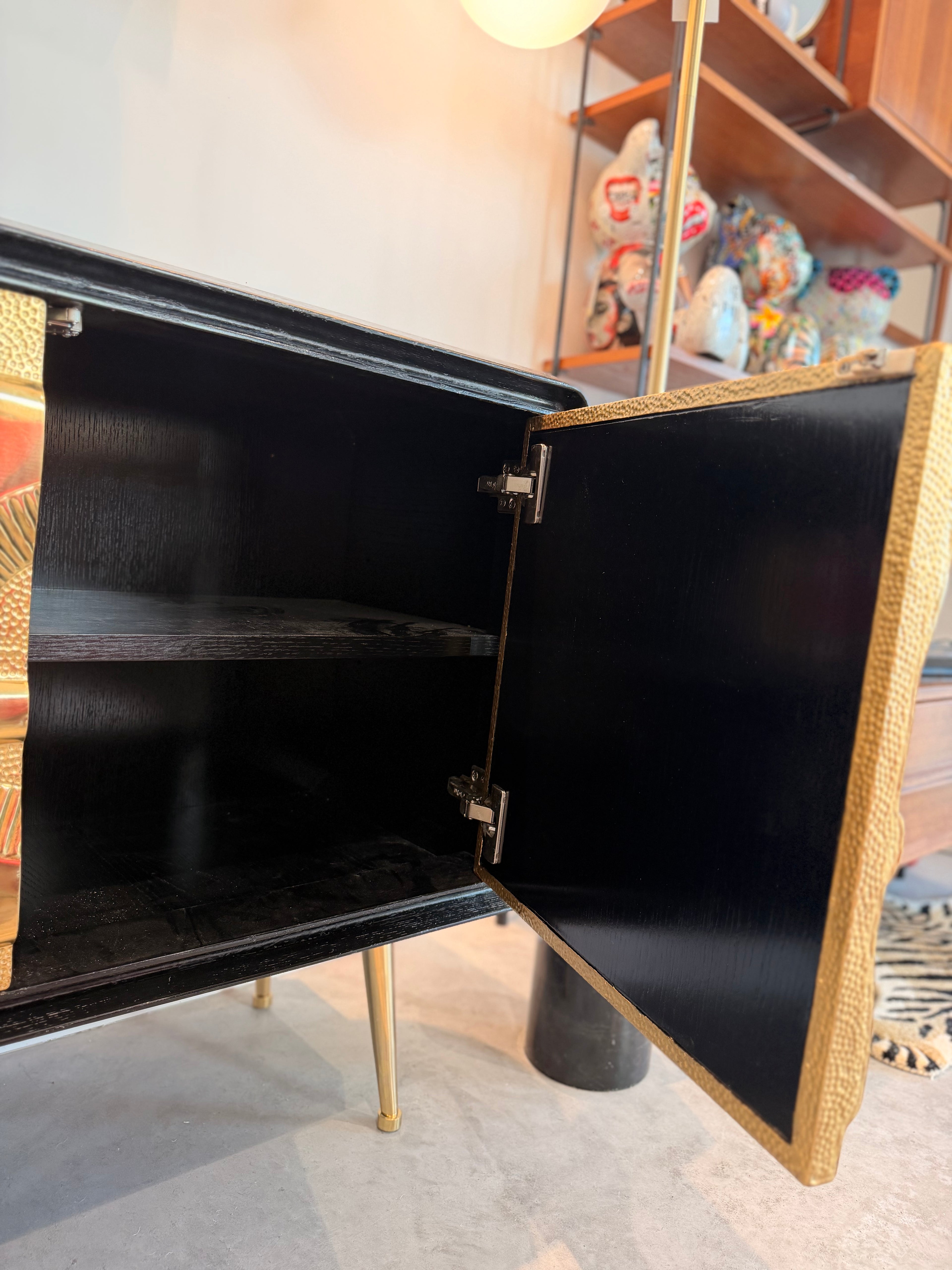 Enfilade « Reform Credenza » en Loupe de Bois – Jonathan Adler