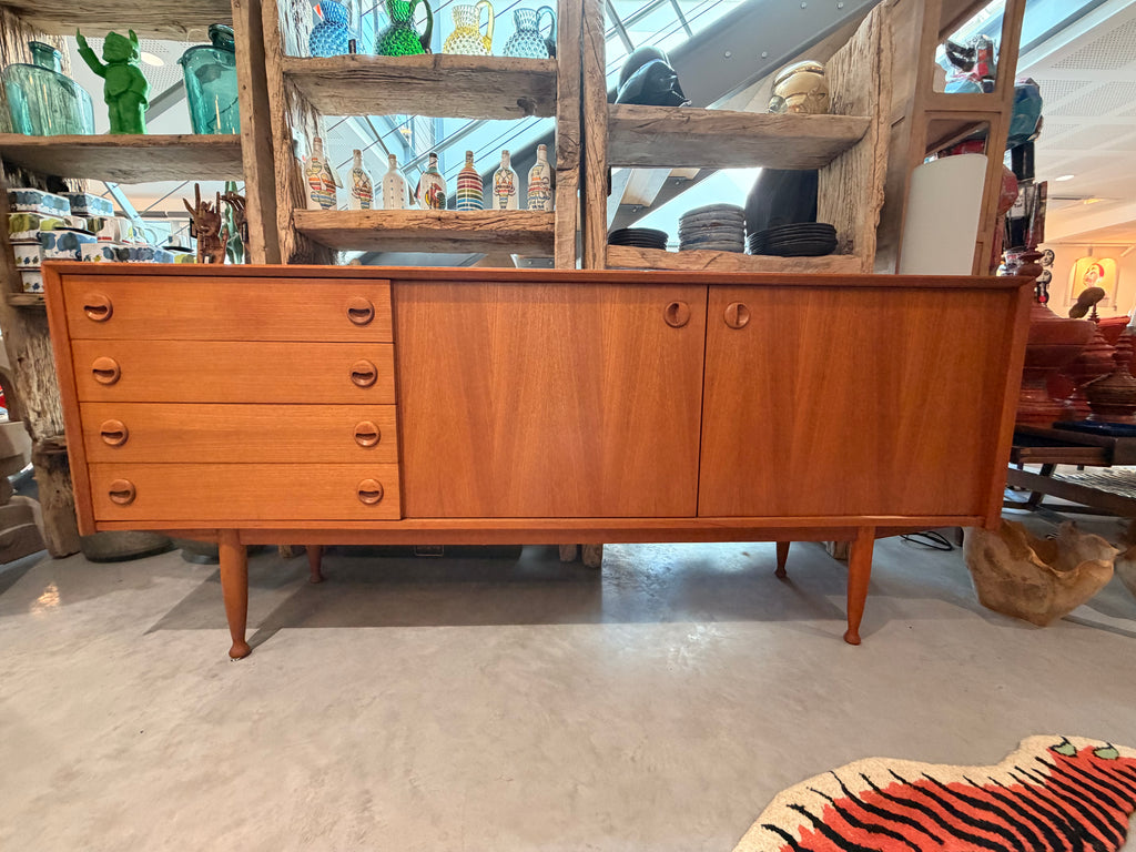Enfilade Basse de Style Scandinave en Teck