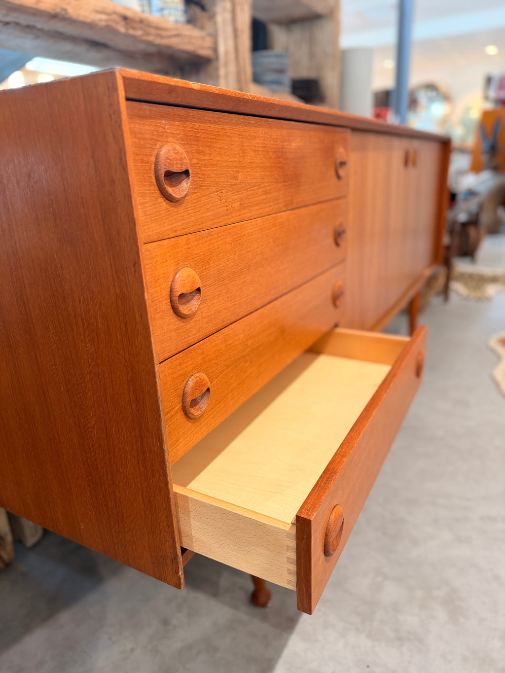 Enfilade Basse de Style Scandinave en Teck