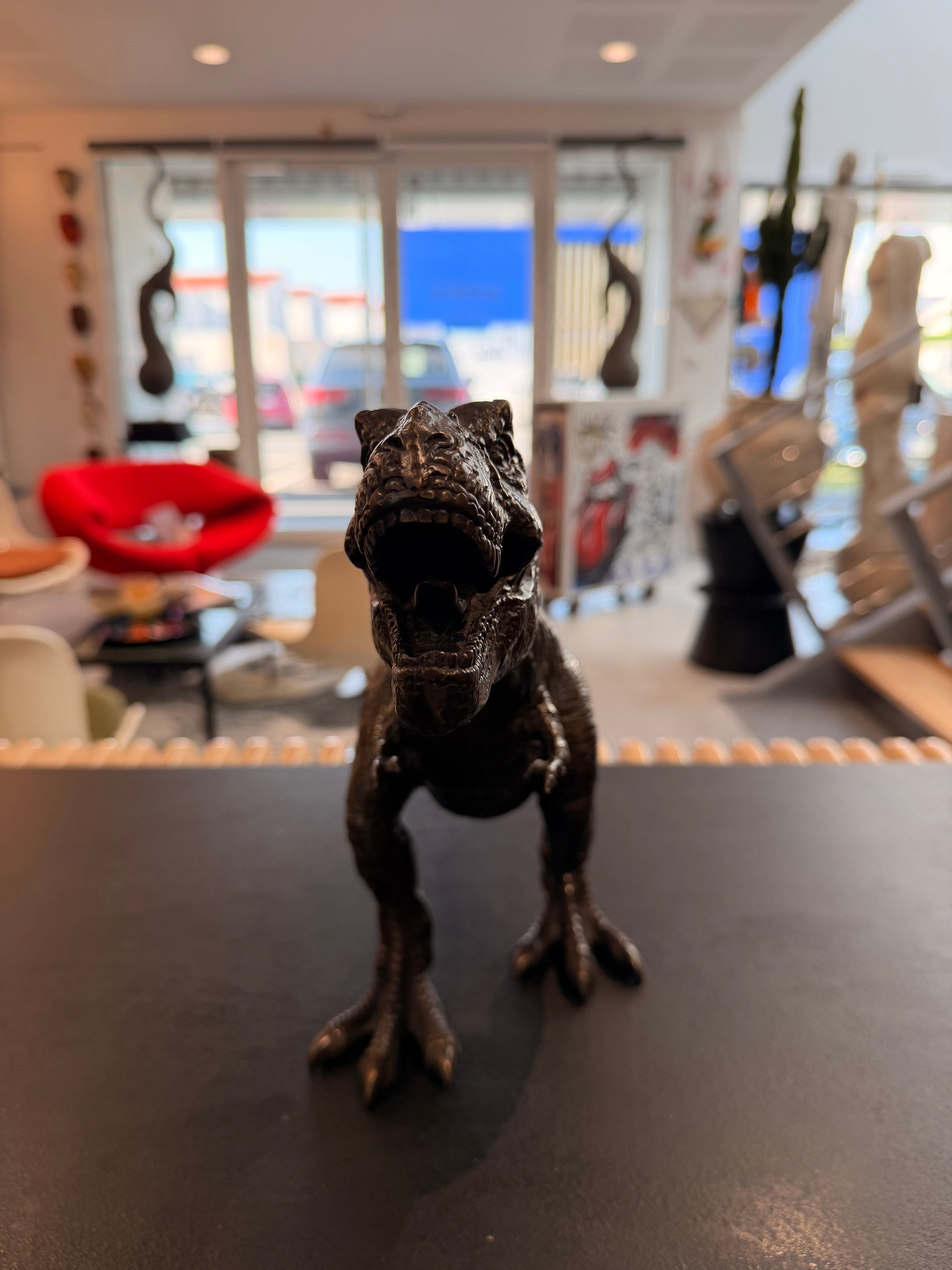 Sculpture Animalière "T-Rex" en Bronze Patiné