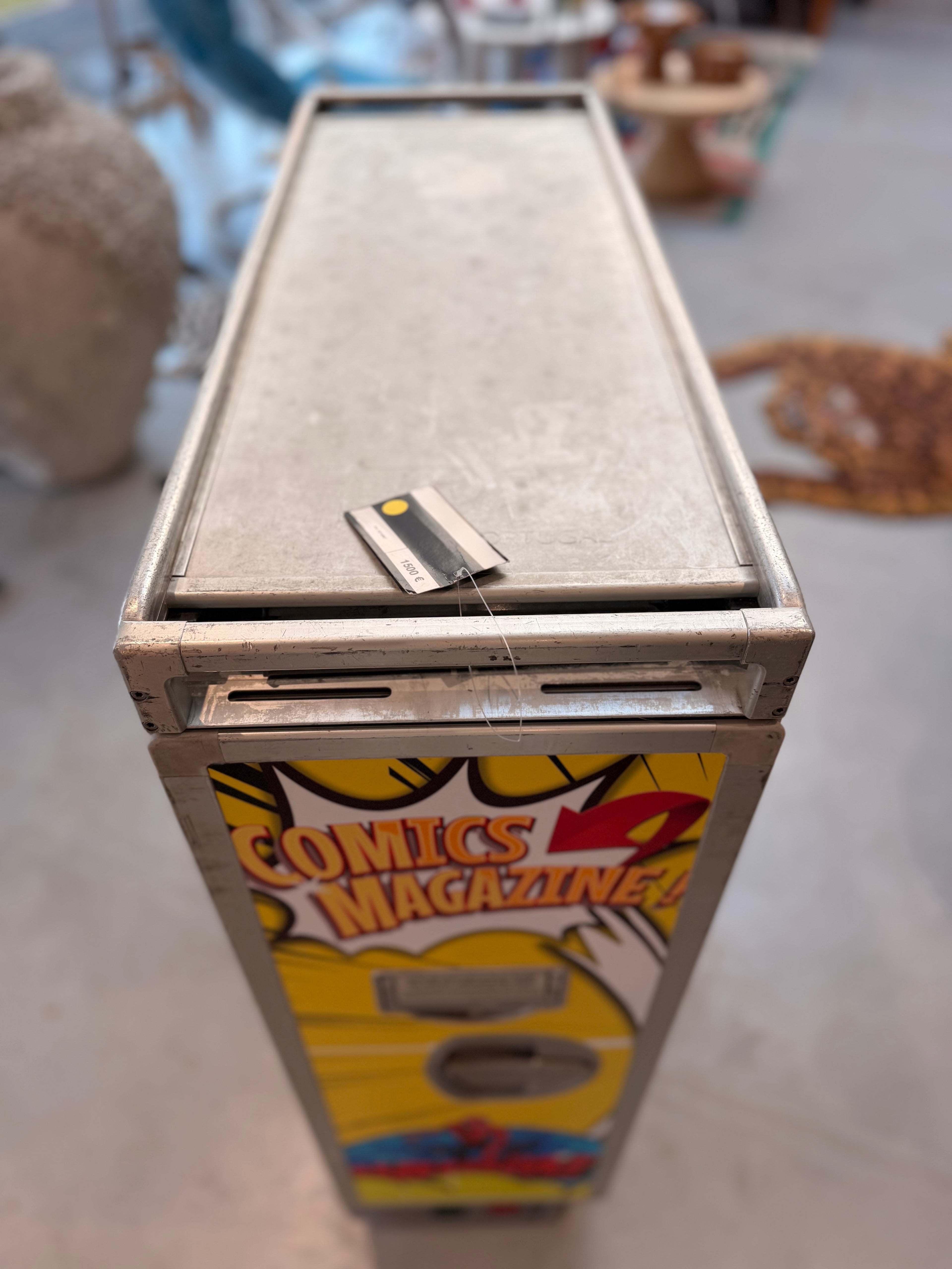 « Comics Vintage » – Trolley de Bord Authentique TAP