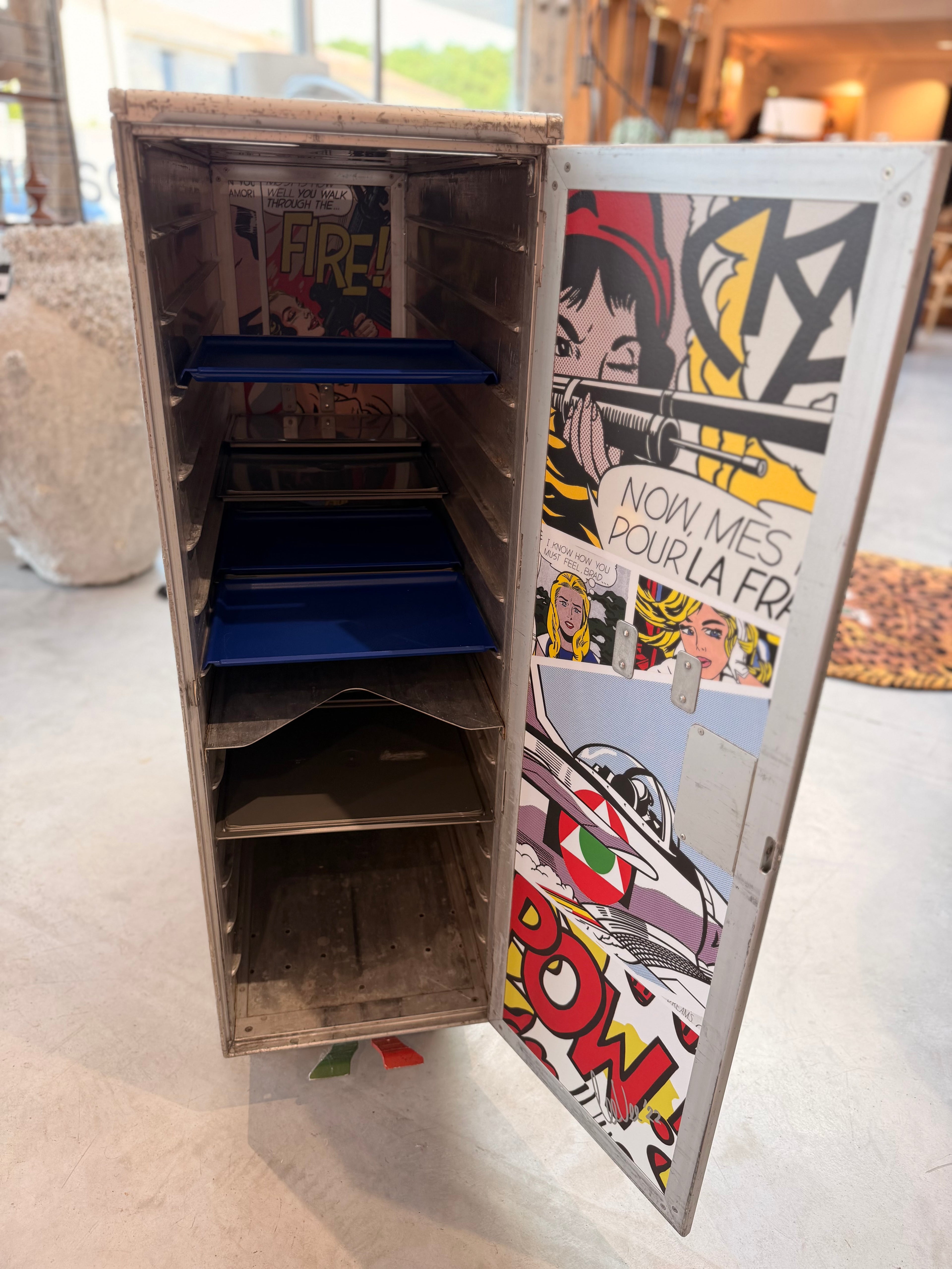 « Pop Art Comic Strip » – Chariot de Bord Aéronautique Authentique