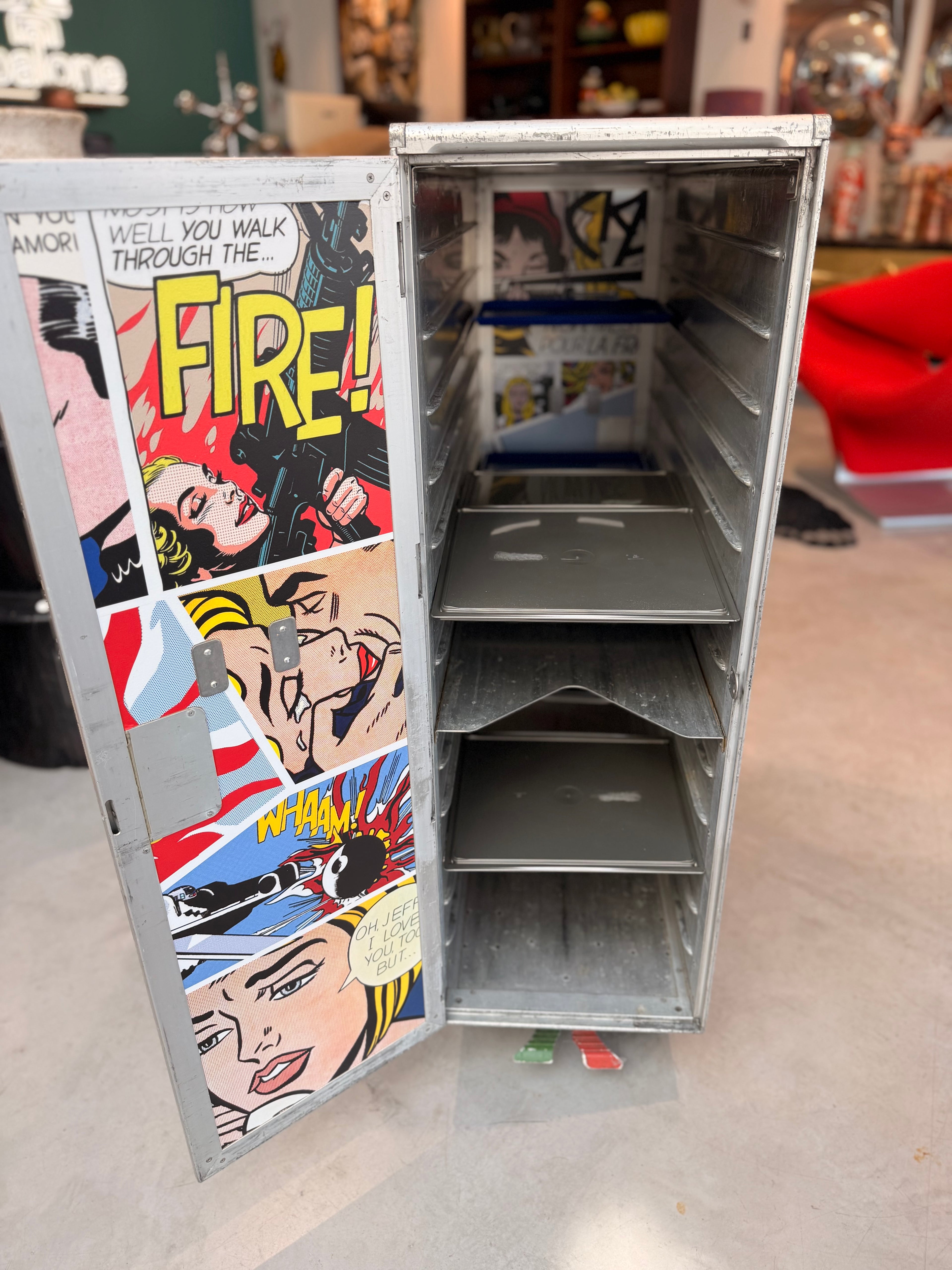 « Pop Art Comic Strip » – Chariot de Bord Aéronautique Authentique