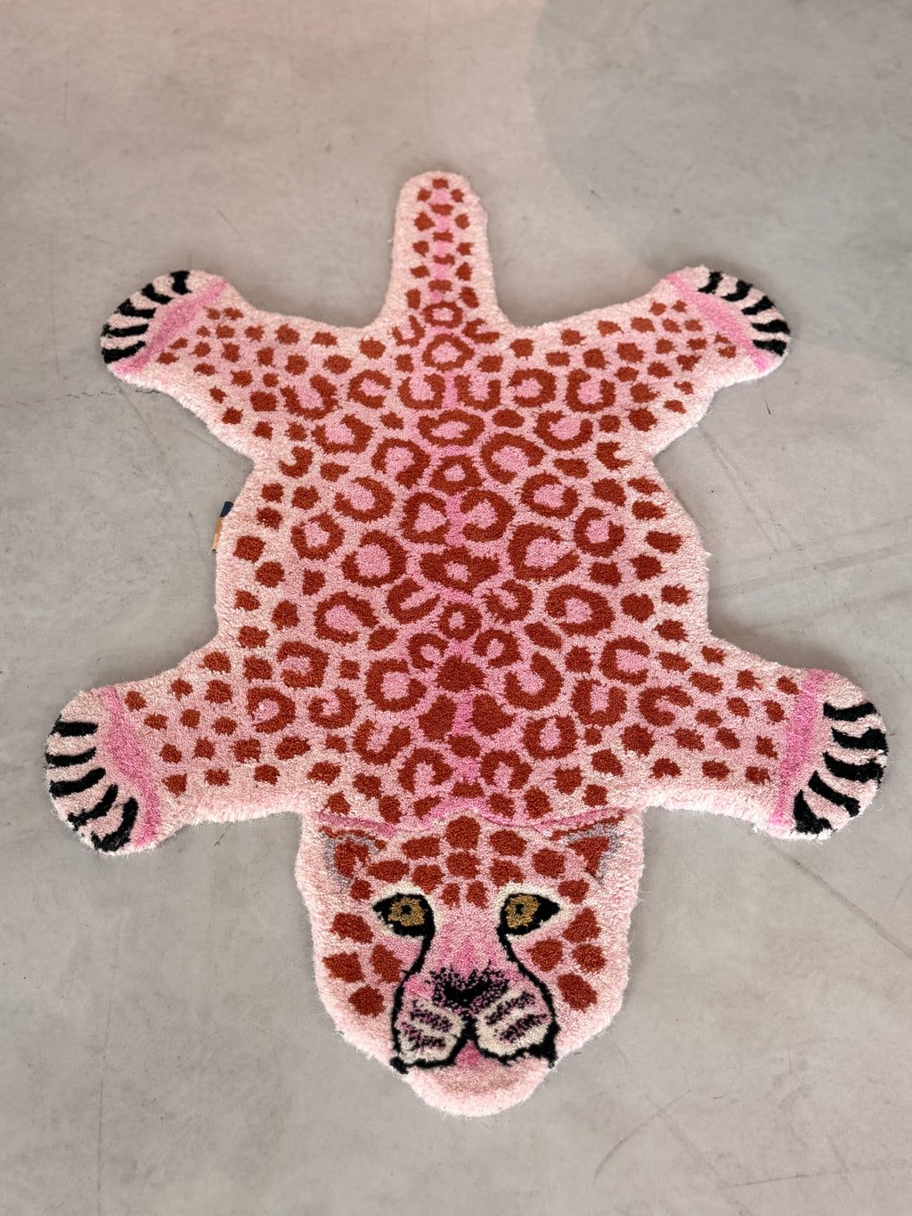 The "Tapis Amis" Collection – Doing Goods