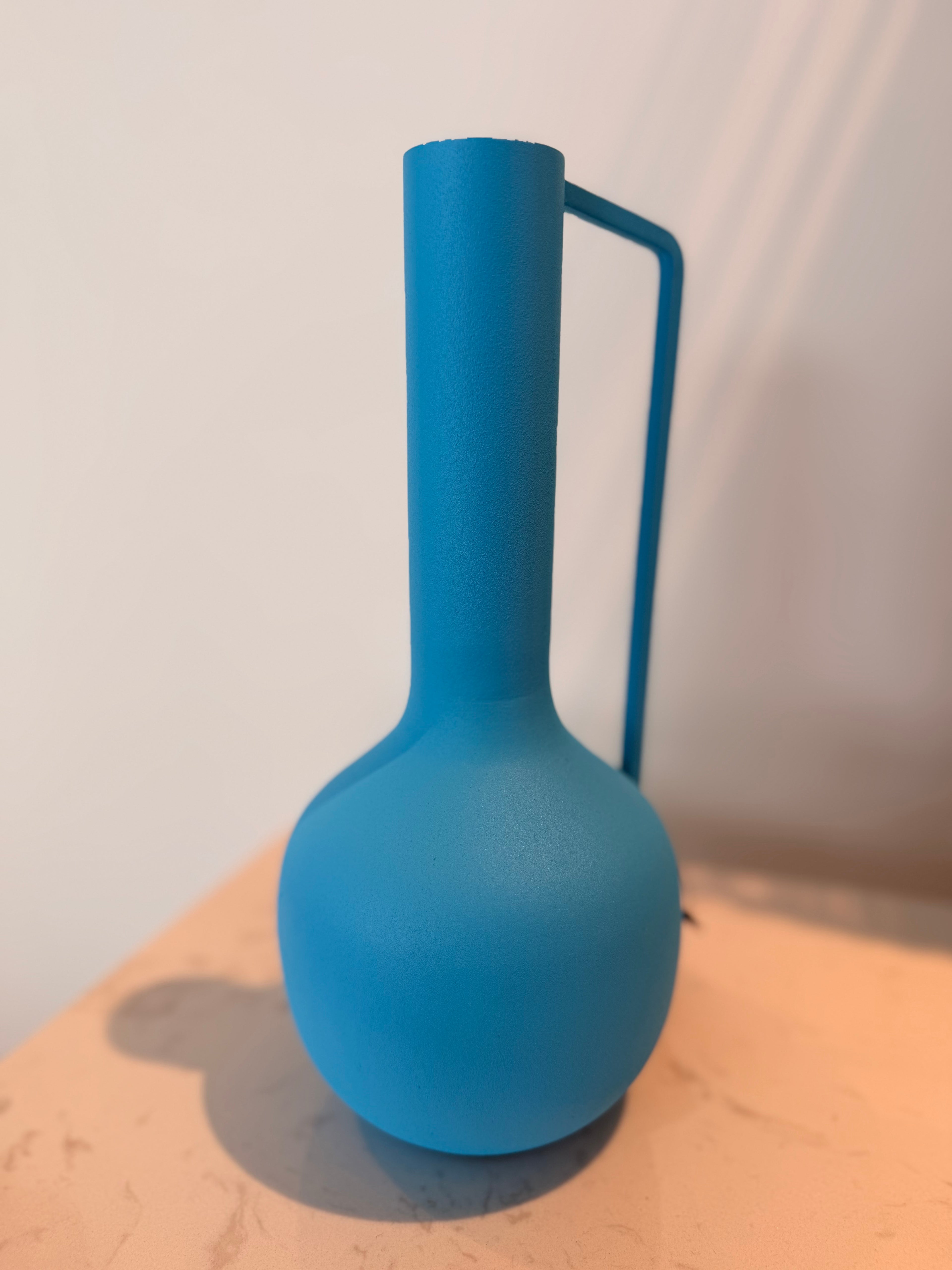 Vase Broc "Roman" à Anse Graphique – Polspotten