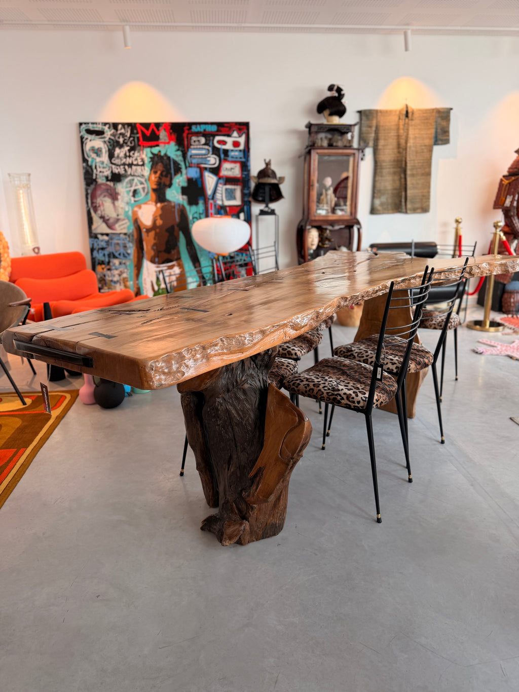 Table de Repas Sculpturale "Live Edge" en Bois de Molave – Philippines