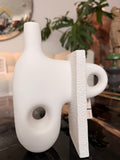 "Monolith" Biscuit Porcelain Vase – Jonathan Adler (Height 24 cm)