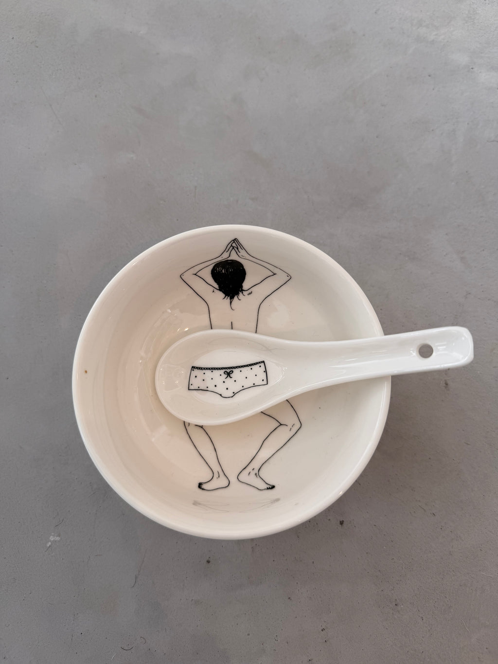 Set of 4 "Undressed" bowls with spoons