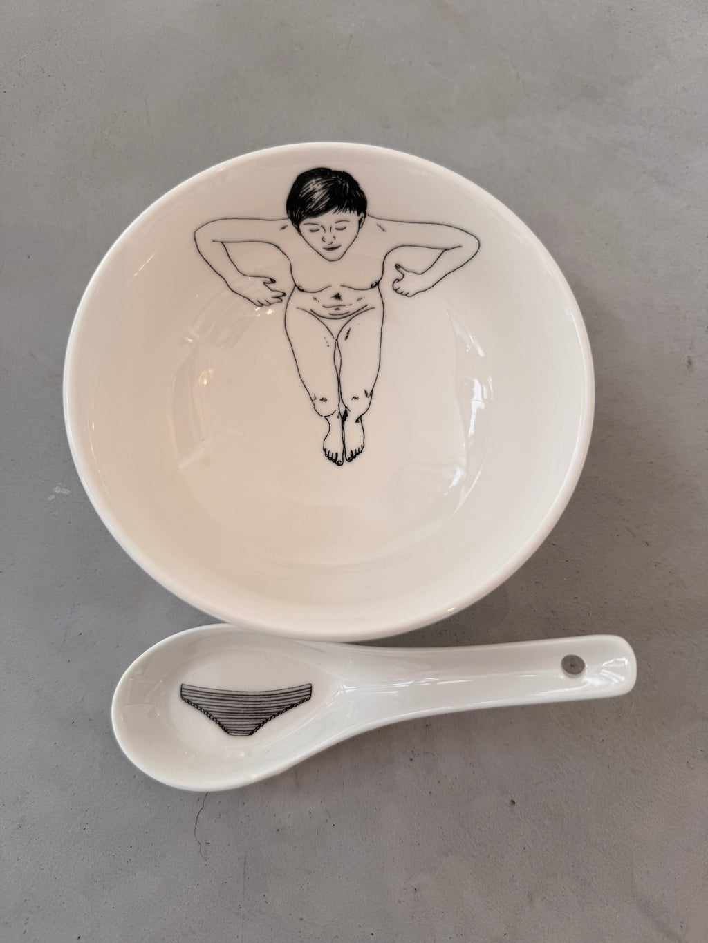 Set of 4 "Undressed" bowls with spoons