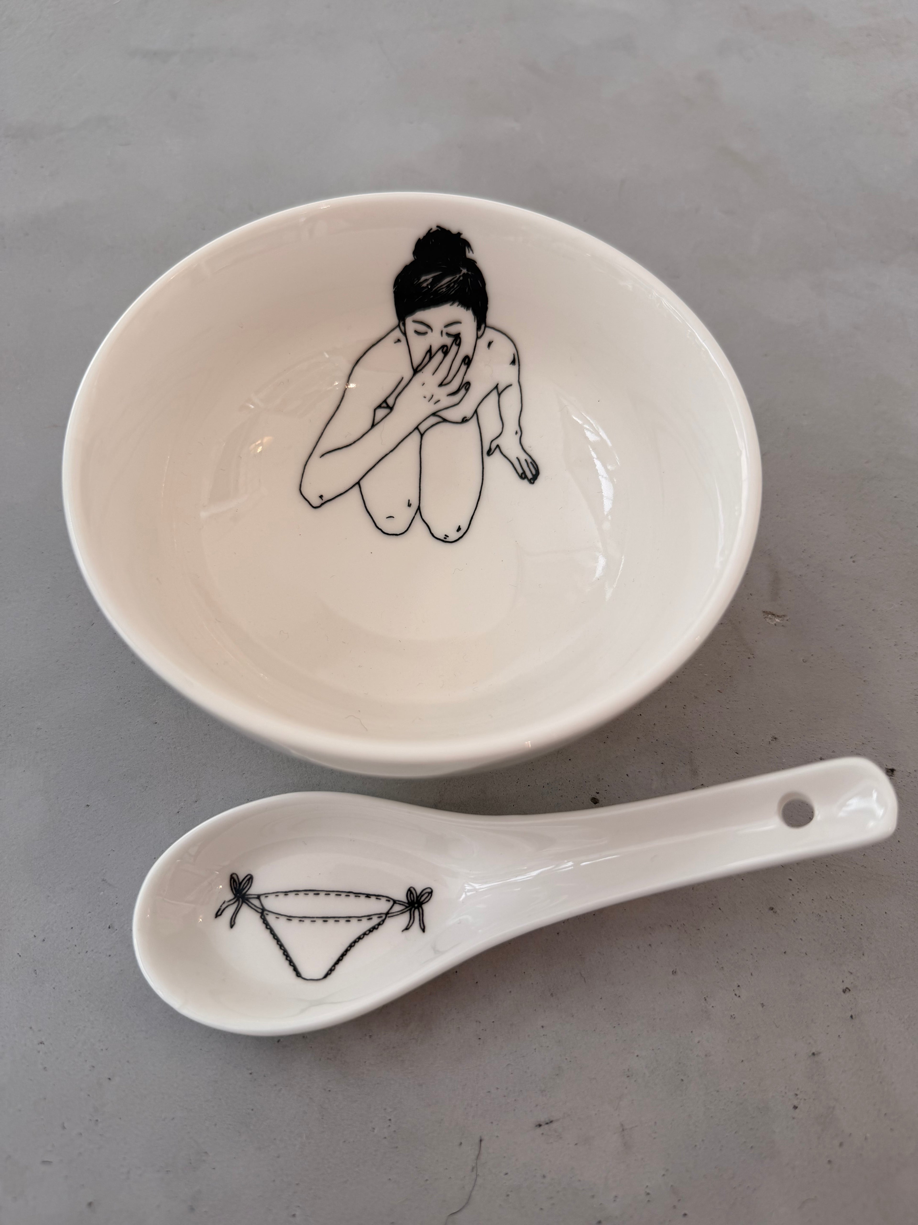 Set of 4 "Undressed" bowls with spoons