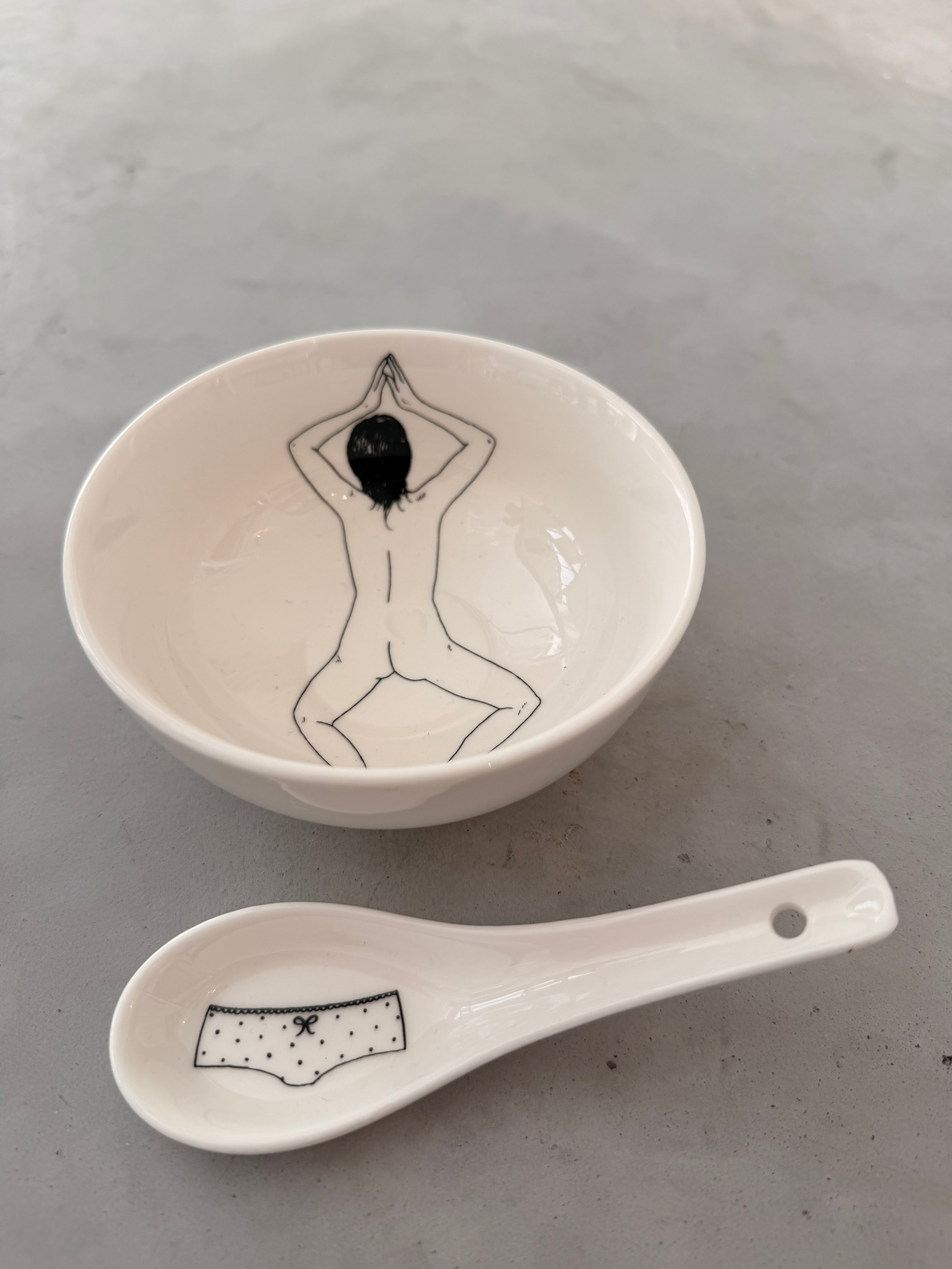 Set of 4 "Undressed" bowls with spoons