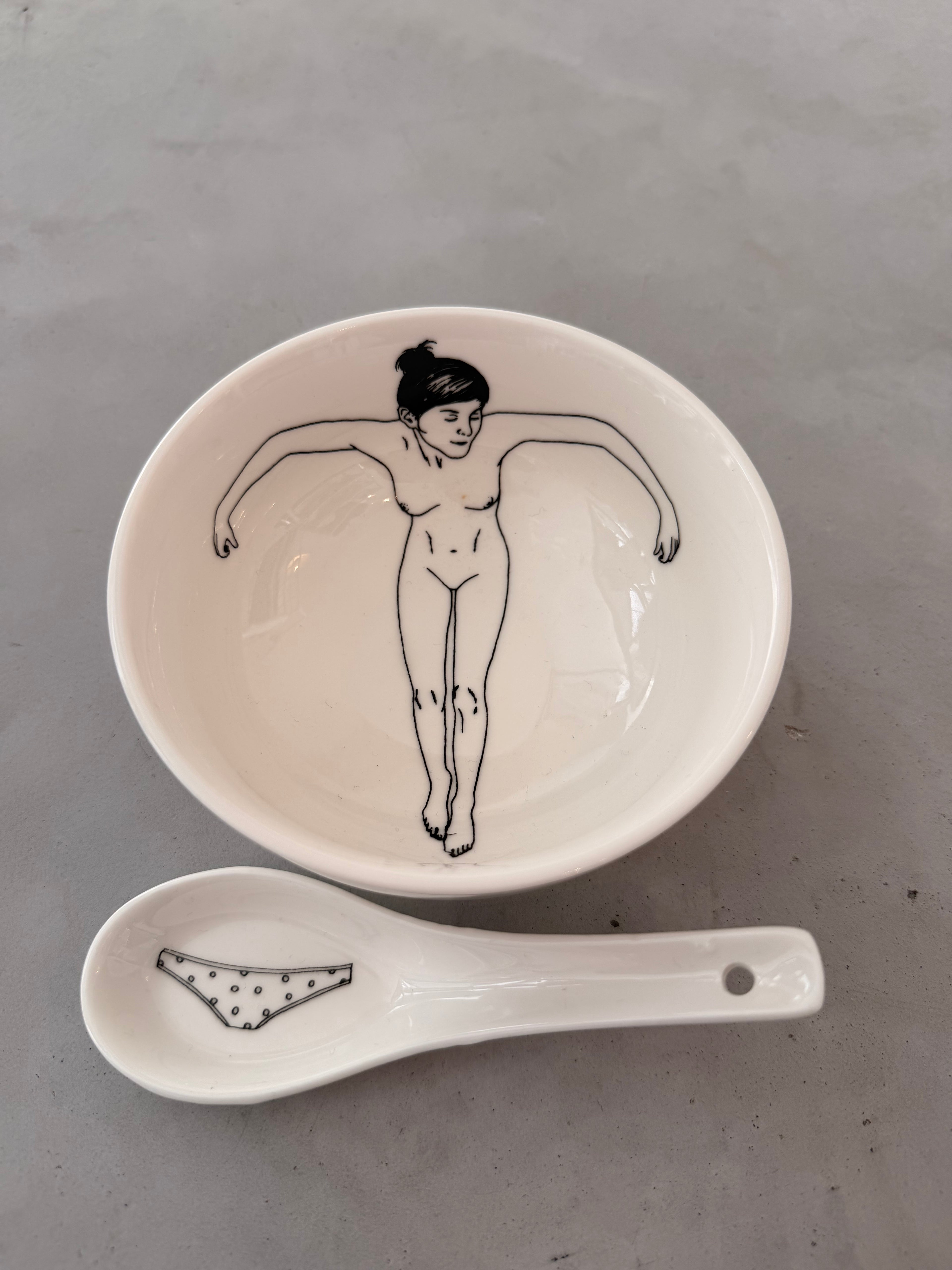 Set of 4 "Undressed" bowls with spoons