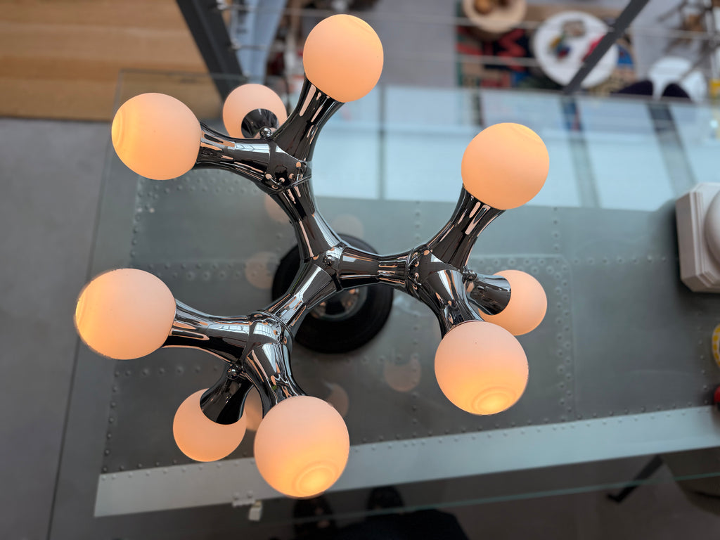 Lampe de Table "ADN" (DNA) – Plafonnier Détourné – Style Space Age (USA, c. 1970)