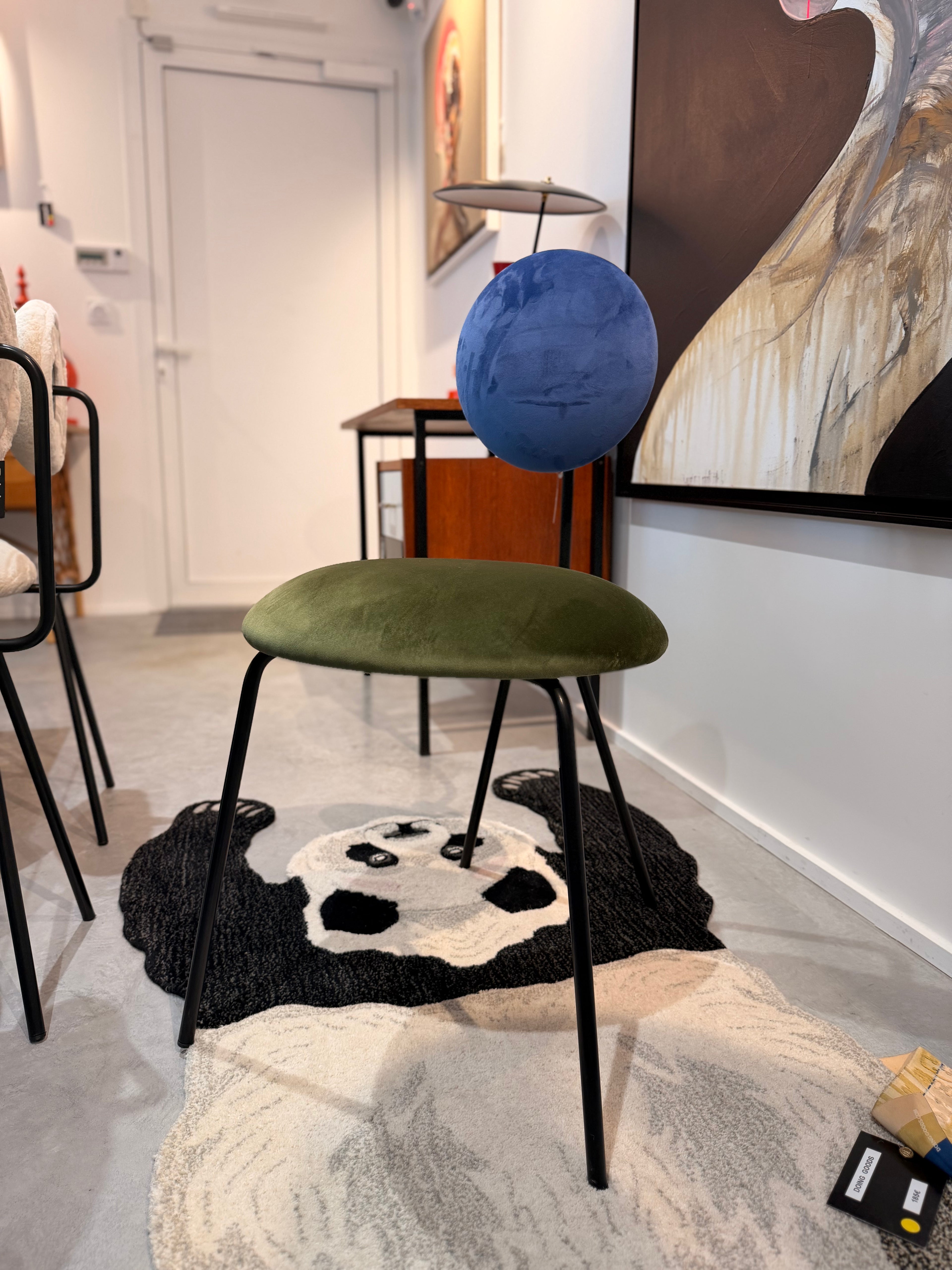 Chaise Design "BO 15 EQUILIBRI" par BD – Édition Italienne Vintage, Esprit Postmoderne en Velours et Métal Laqué