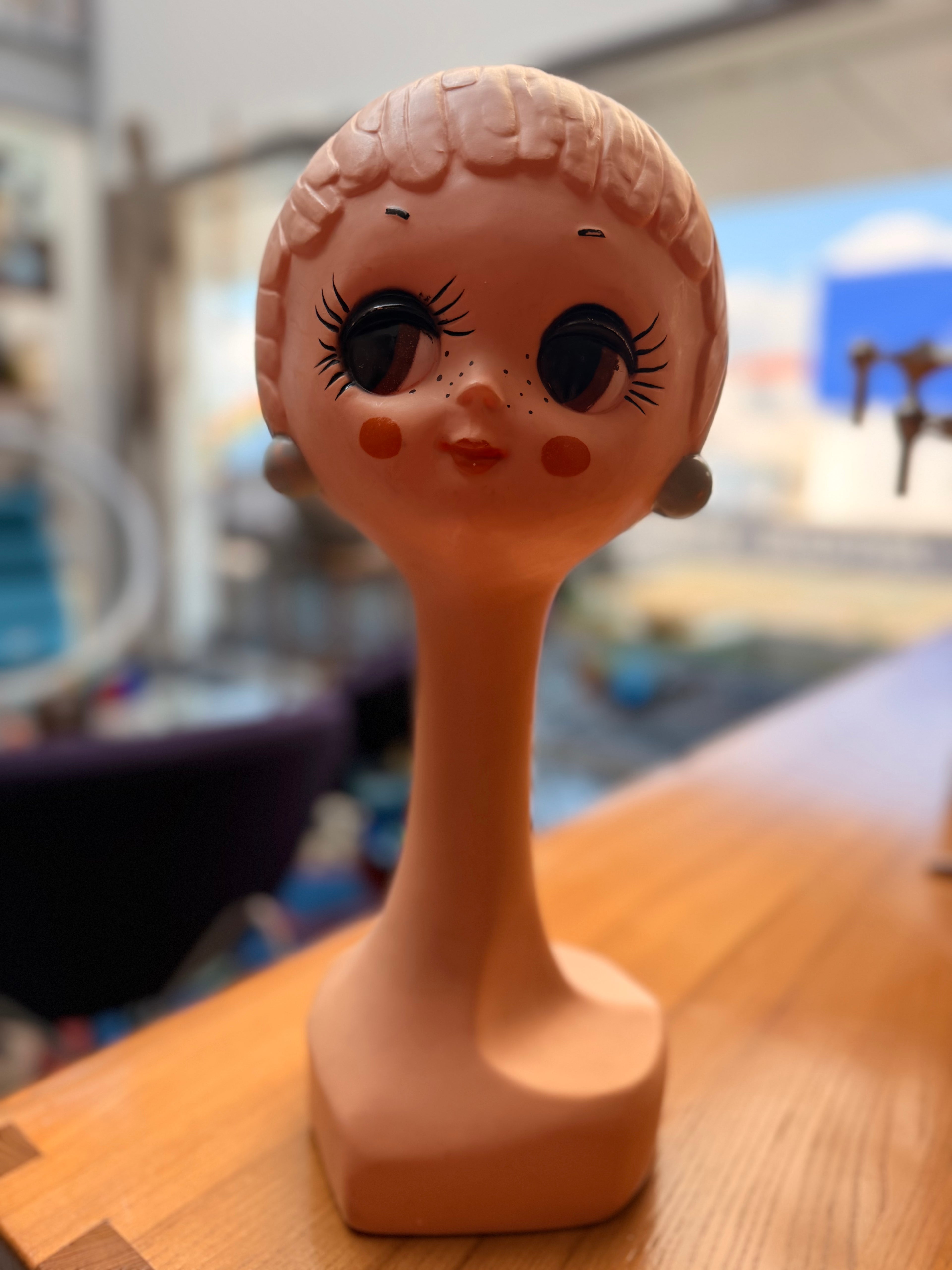 Tête de Mannequin Vintage — Tête d'Affichette "Twiggy Style" (Années 60/70)