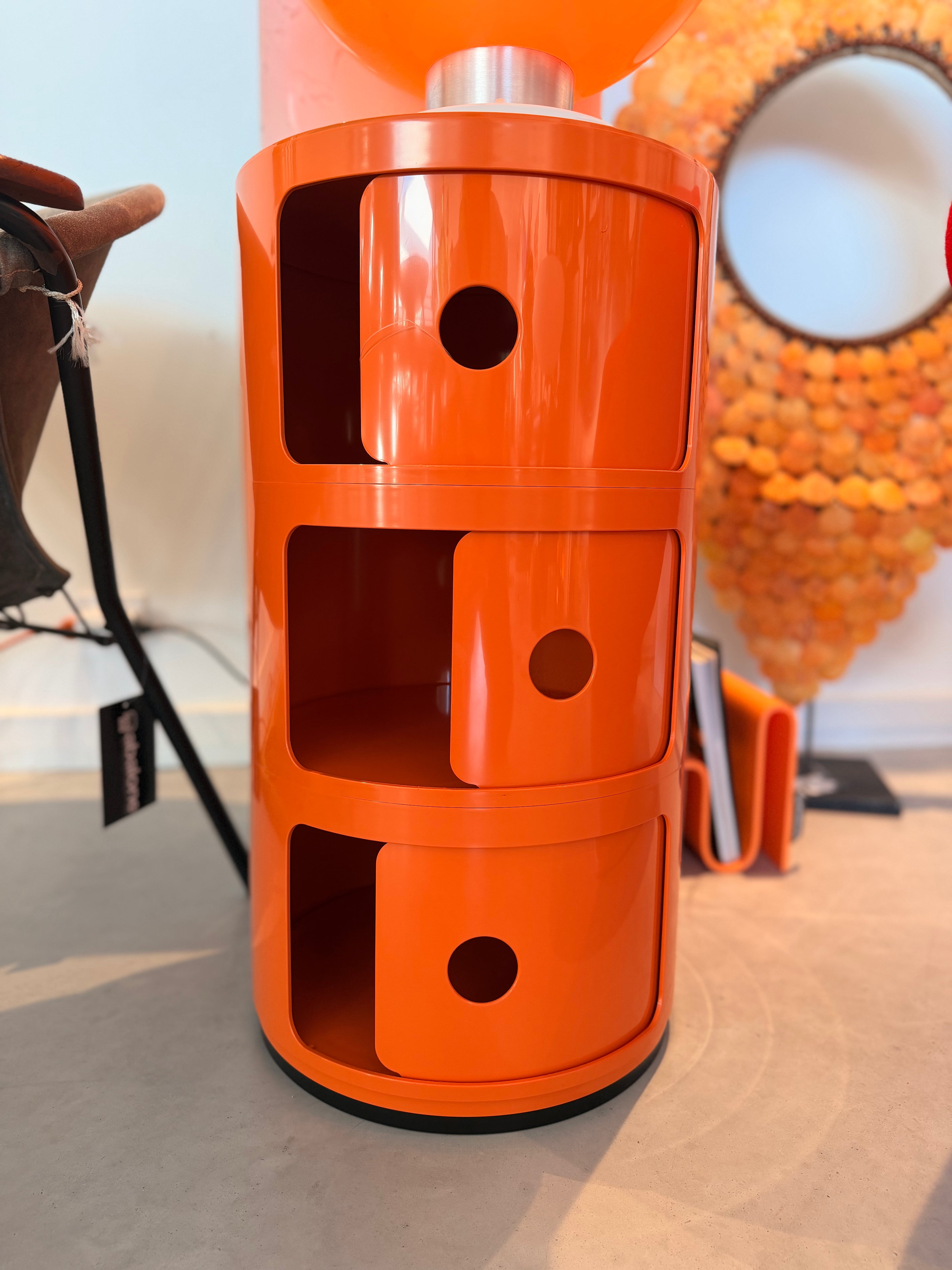Rangement Cylindrique « Componibili » par Anna Castelli Ferrieri pour Kartell — Édition Limitée Orange Pop (3 Casiers)