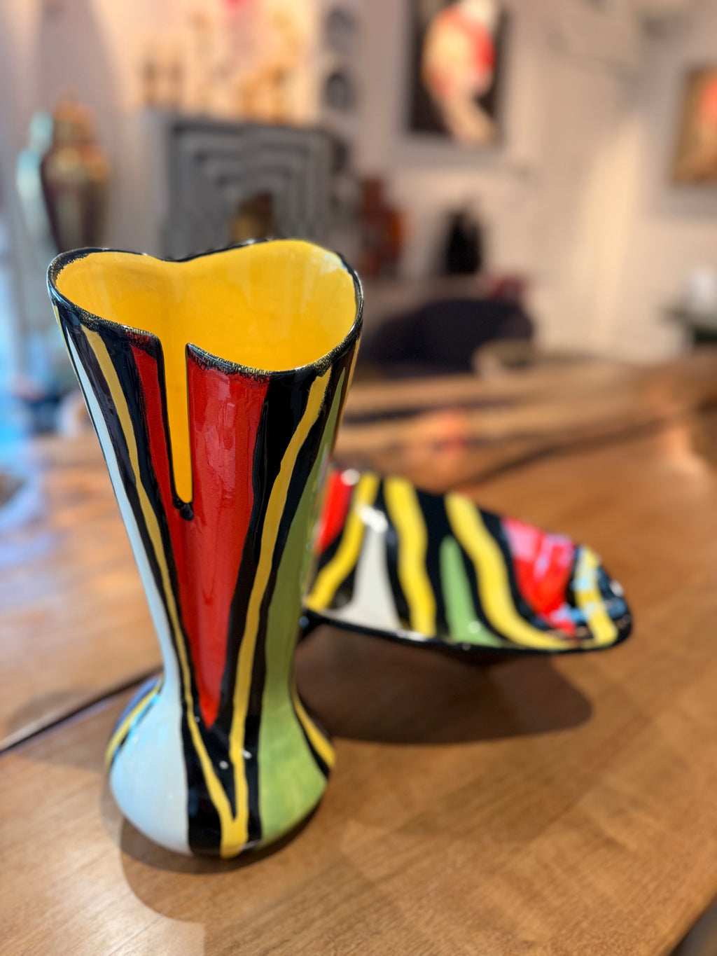 Céramiques Émaillées à Décor Zébré Polychrome — Vase Sculptural ou Coupe Tripode (Style Vallauris / 50's)